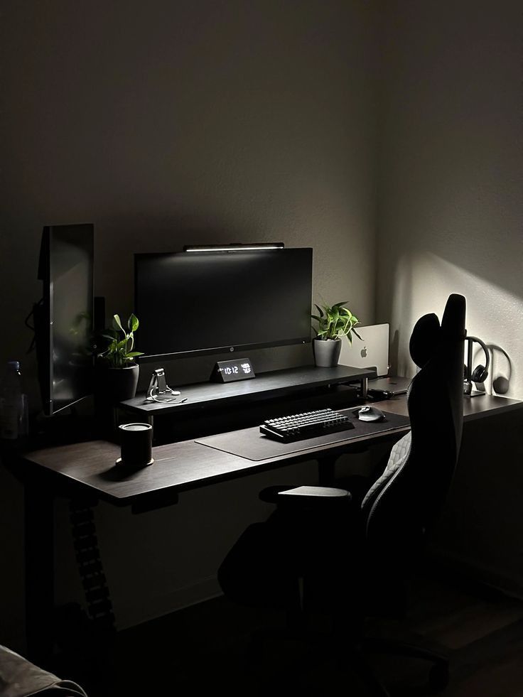 The Minimal Workspace