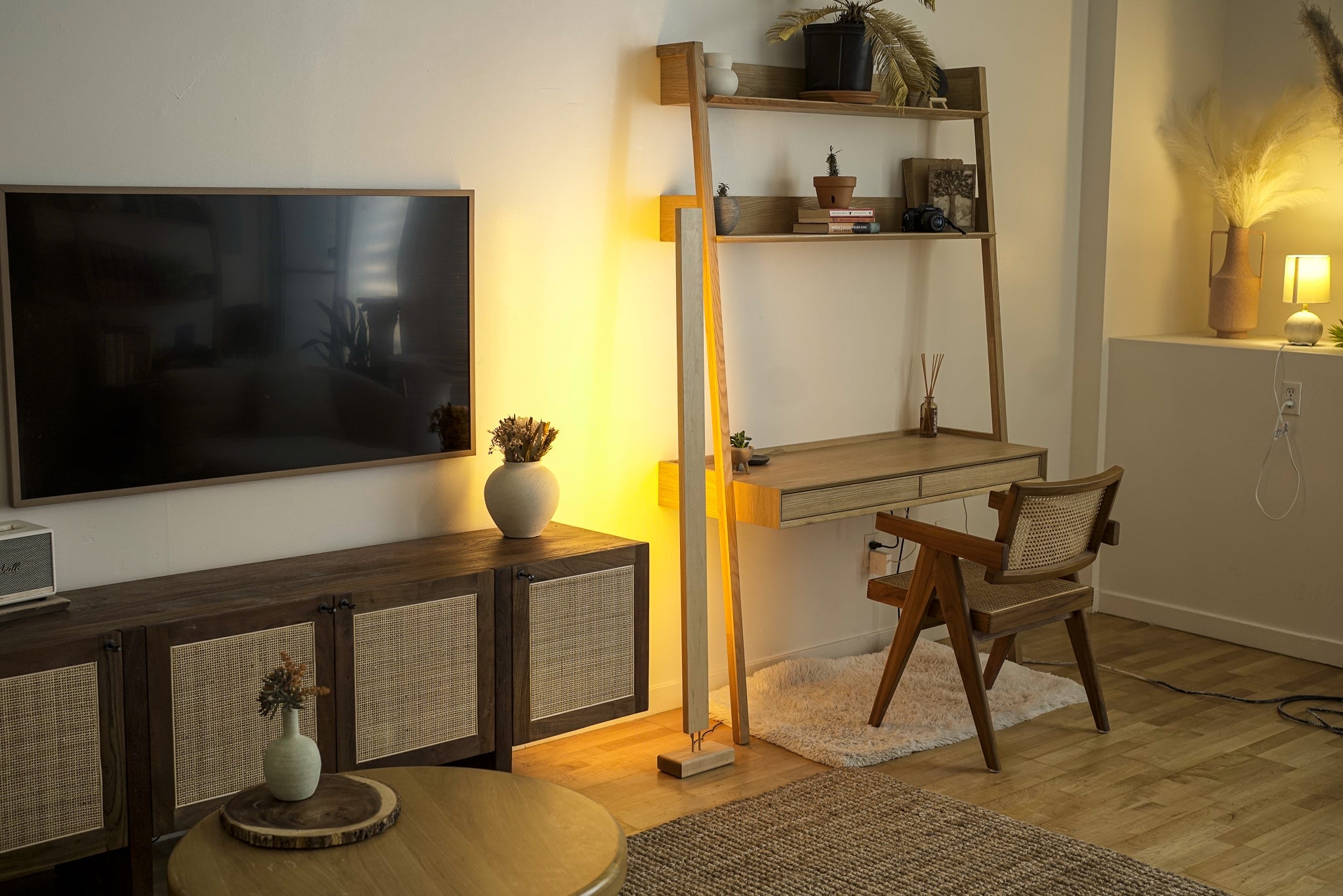LED Color Changing Hardwood Floor Lamp
